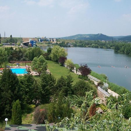Hotel Star Питешти Экстерьер фото